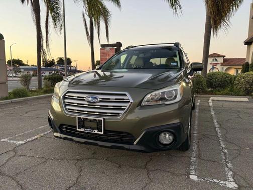 2015 Subaru Outback 2.5i Premium