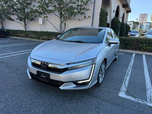 2018 Honda Clarity Plug-In Hybrid Touring