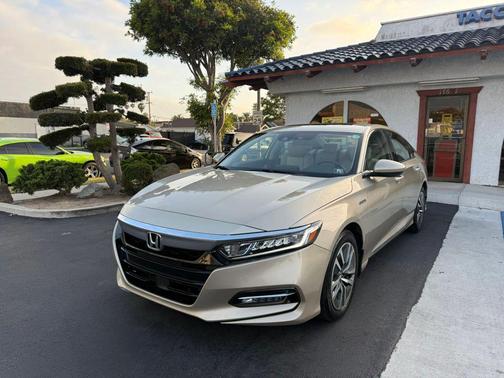 Tan 2018 Honda Accord Hybrid EX