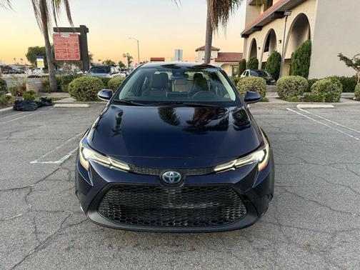 2020 Toyota Corolla Hybrid SE