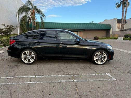 2012 BMW 550 Gran Turismo 550i Gran Turismo Sedan 4D