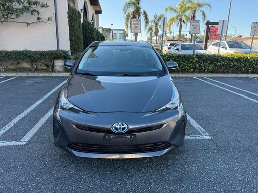 2016 Toyota Prius Two
