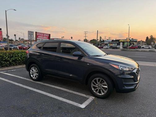 Blue 2019 Hyundai TUCSON SE