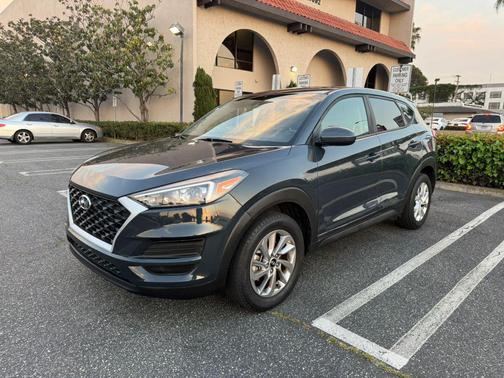 Blue 2019 Hyundai TUCSON SE