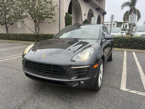 2018 Porsche Macan S