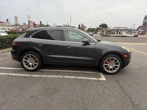 2018 Porsche Macan S