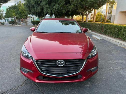 2018 Mazda Mazda3 Sport