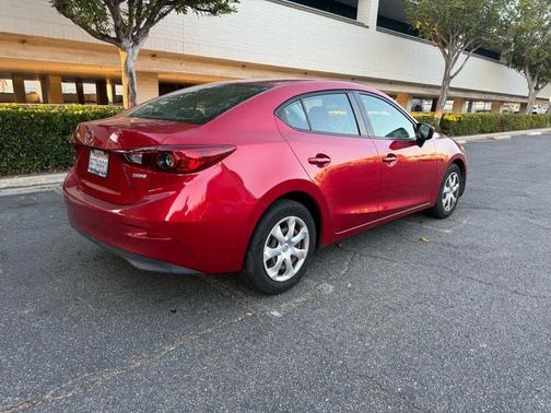 2018 Mazda Mazda3 Sport