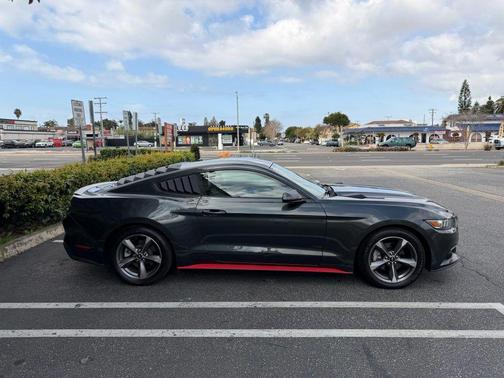 2016 Ford Mustang EcoBoost Premium