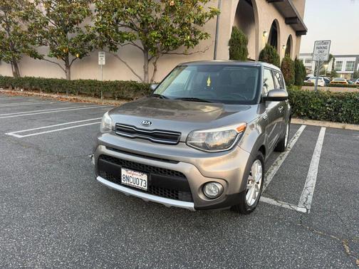 Gray 2018 Kia Soul +