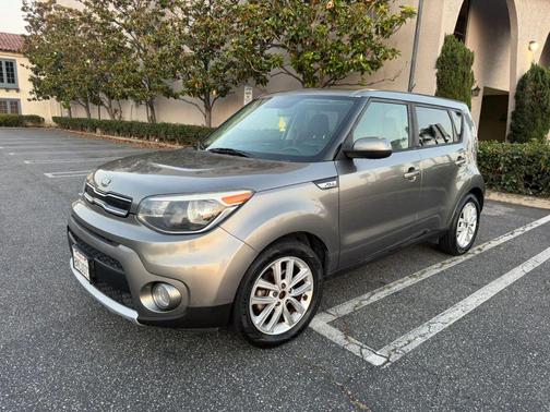 Gray 2018 Kia Soul +
