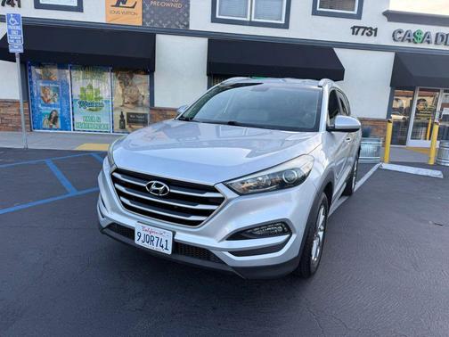 Silver 2018 Hyundai TUCSON SEL