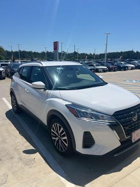 Fresh Powder 2021 Nissan Kicks SV