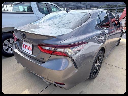 Predawn Gray Mica 2021 Toyota Camry SE