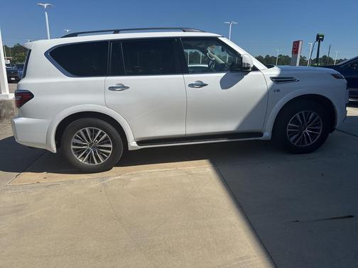 2022 Nissan Armada SV 2WD