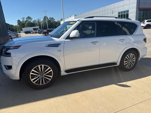 2022 Nissan Armada SV 2WD