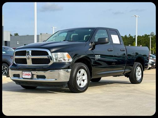 Diamond Black Crystal Pearlcoat 2024 RAM 1500 Classic SLT