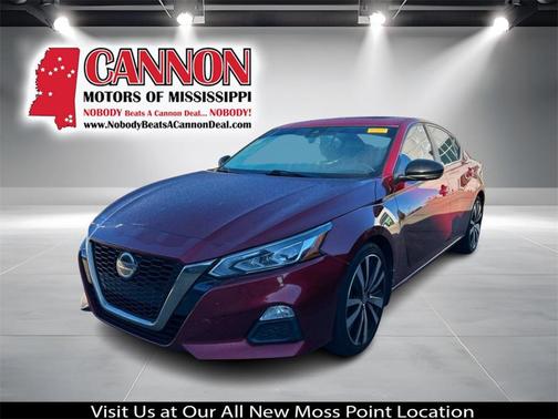 2020 Nissan Altima SR FWD