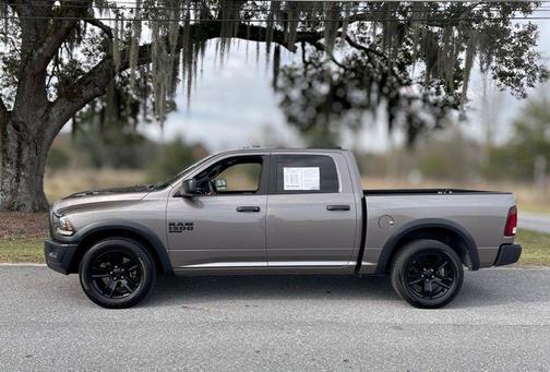 Granite Crystal Metallic Clearcoat 2024 RAM 1500 Classic Warlock Crew Cab 4x2 5'7' Box