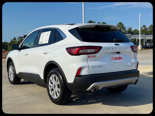 Oxford White 2024 Ford Escape Active