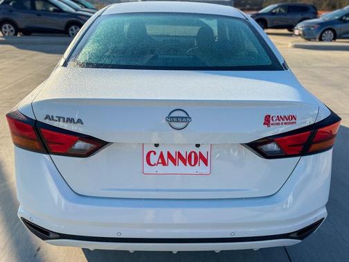 2024 Nissan Altima S FWD
