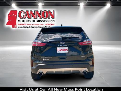 2023 Ford Edge Titanium
