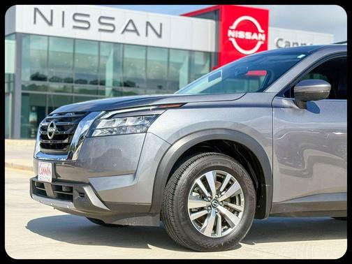 Gun Metallic 2025 Nissan Pathfinder SL FWD