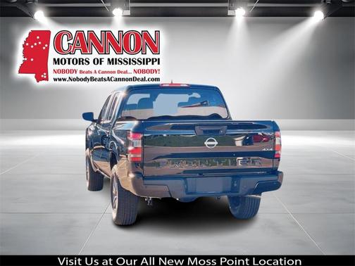 2025 Nissan Frontier SV