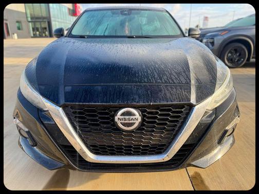 Super Black Clearcoat 2019 Nissan Altima 2.5 SL