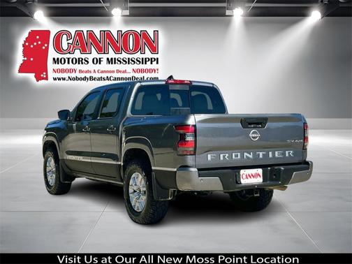 2024 Nissan Frontier SV