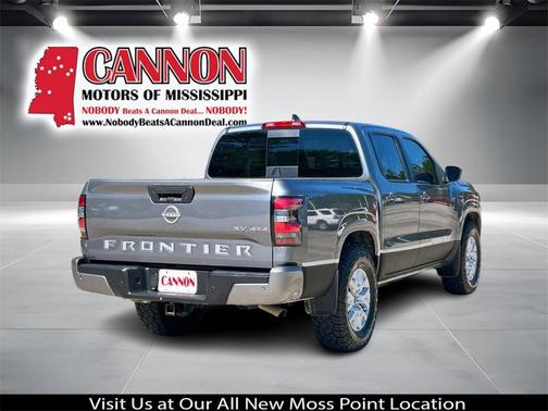2024 Nissan Frontier SV