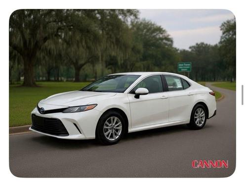 Ice Cap 2025 Toyota Camry LE