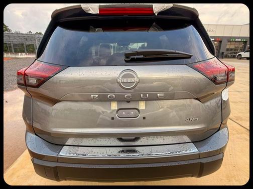 Gun Metallic 2026 Nissan Rogue SV
