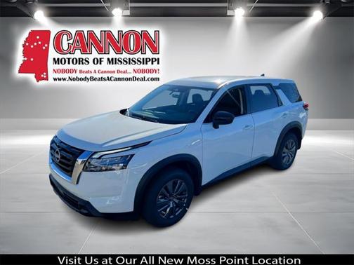 2025 Nissan Pathfinder S FWD
