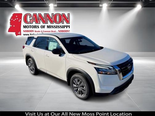2025 Nissan Pathfinder S FWD