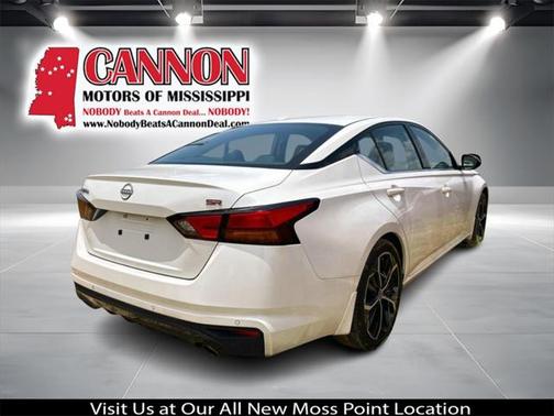 2024 Nissan Altima SR FWD