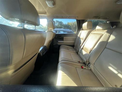 2015 Toyota Sequoia SR5