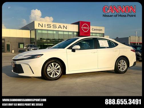 Ice 2025 Toyota Camry LE