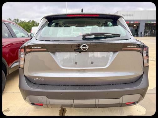 Gun Metallic 2026 Nissan Kicks S