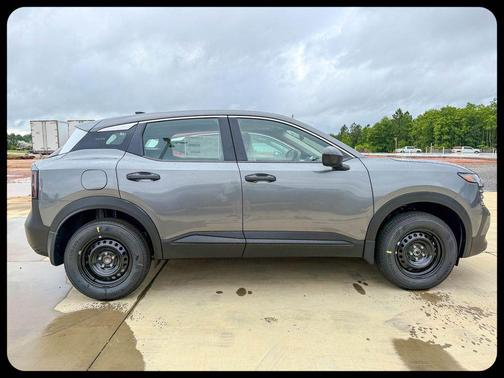 Gun Metallic 2026 Nissan Kicks S