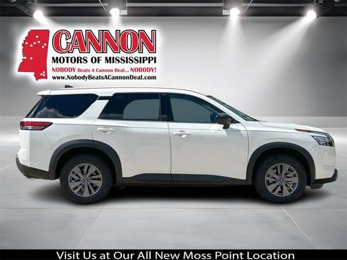 2025 Nissan Pathfinder S FWD