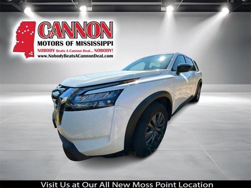 2025 Nissan Pathfinder S FWD