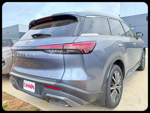 2023 INFINITI QX60 SENSORY