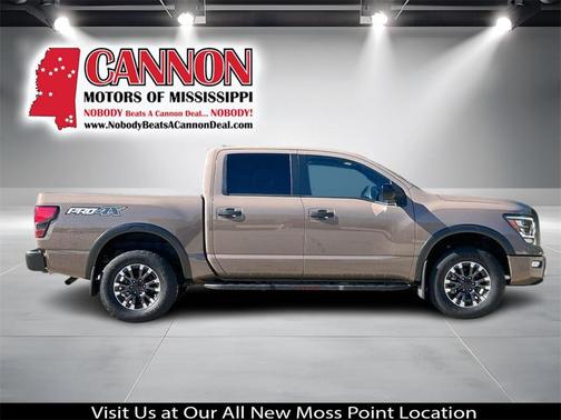 2024 Nissan Titan PRO-4X