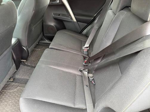 Barcelona Red Metallic 2015 Toyota RAV4 XLE
