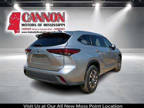 2021 Toyota Highlander Hybrid XLE