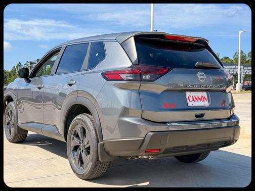 Gun Metallic 2026 Nissan Rogue SV