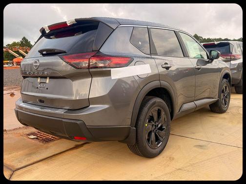 Gun Metallic 2026 Nissan Rogue SV
