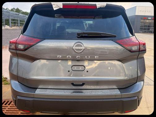 Gun Metallic 2026 Nissan Rogue SV