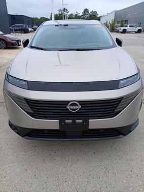 Champagne Silver Metallic 2026 Nissan Murano Platinum